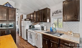 54 And 46 S Kimiko Ln, Balsam Grove, NC 28708