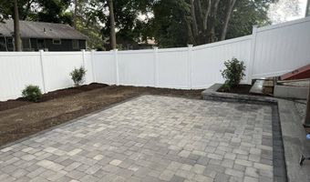 350 South Rd, Bedford, MA 01730