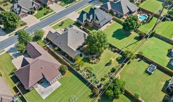 903 SW Edinburgh Ave, Bentonville, AR 72713