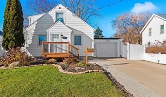 1427 N RACINE St, Appleton, WI 54911