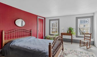 227 High St, Belfast, ME 04915