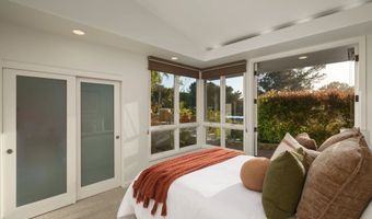 327 Pine Needles Dr, Del Mar, CA 92014