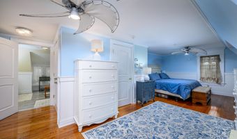 132 Coral St, Beach Haven, NJ 08008