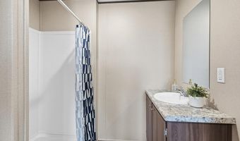 34 Hinson Rd, Belen, NM 87002
