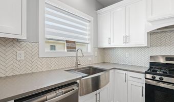 6147 Beacon Ln, Chubbuck, ID 83202