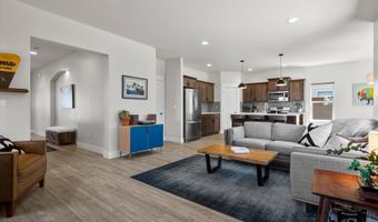 20571 Rolen Ave, Bend, OR 97702