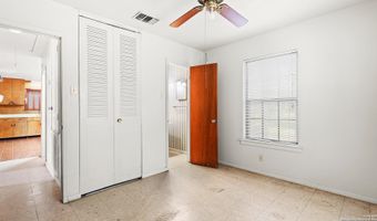 6592 Cooksey, Adkins, TX 78101