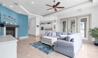 811 BIRDIE Way, Apollo Beach, FL 33572