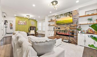 26 E 49TH St, Bayonne, NJ 07002