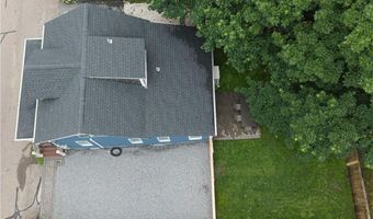 57 Callender Ave, Newport, RI 02840