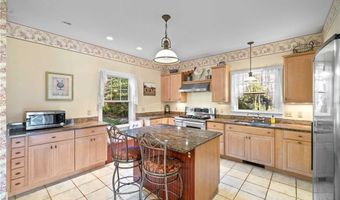 279 North Rd, Hopkinton, RI 02833
