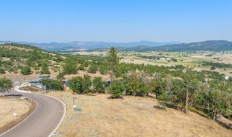 1213 Overlook Dr, Eagle Point, OR 97524