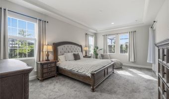 5254 WOLF CREEK Dr, Apollo Beach, FL 33572