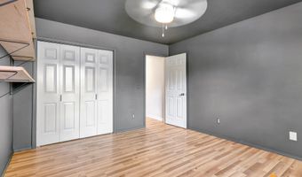 10620 Commodore Dr, Anchorage, AK 99507