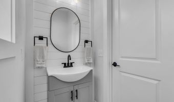 400 Anchor Ave, Beachwood, NJ 08722