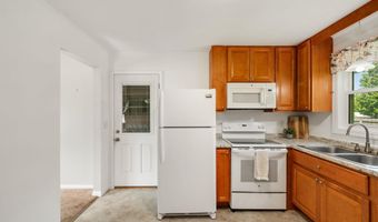 160 Gazo Ave, Burlington, VT 05408