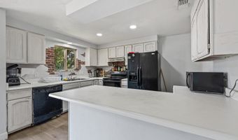 388 TANBARK Rd, Brookings, OR 97415