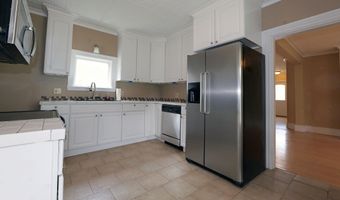 60 West St, Bangor, ME 04401