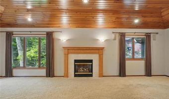 8681 144th Street Ct, Apple Valley, MN 55124