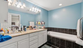 42832 BITTNER Sq, Ashburn, VA 20148