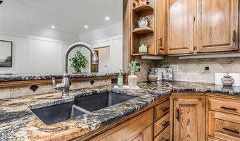 2216 Heidi Ct, Bartlesville, OK 74006