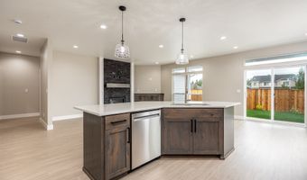 87653 8th St, Veneta, OR 97487
