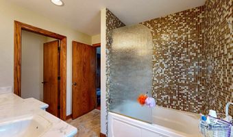 1535 S Douglas Ave, Arlington Heights, IL 60005