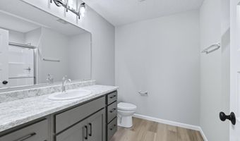 108 Oak Tree Pl, Avilla, IN 46710