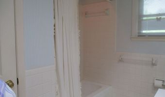 8481 N Luce Rd, Alma, MI 48801