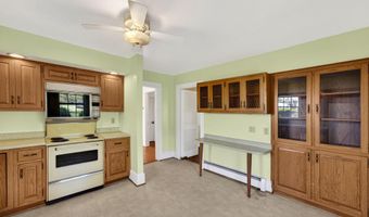 40 BATTLE MOUNTAIN Rd, Amissville, VA 20106