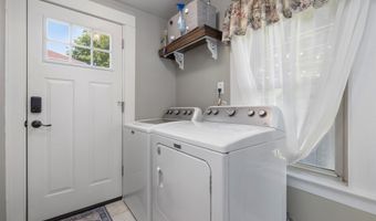 702 S Van Buren St, Auburn, IN 46706