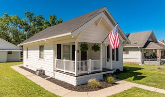 1707 W 8th St, Anderson, IN 46016