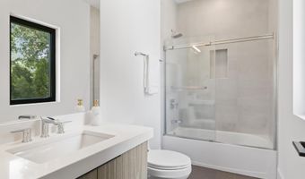 3644 N VERMONT St, Arlington, VA 22207