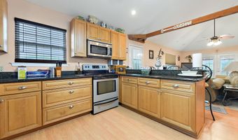 10052 New Mexico St, Bay St. Louis, MS 39520