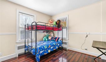 11 Lyman Ave, North Providence, RI 02911