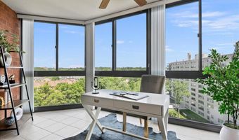 1001 N RANDOLPH St 913, Arlington, VA 22201