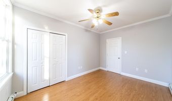14 MEADOW St, Bayonne, NJ 07002