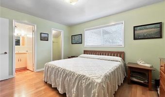 1617 Rose Dr, Alice, TX 78332