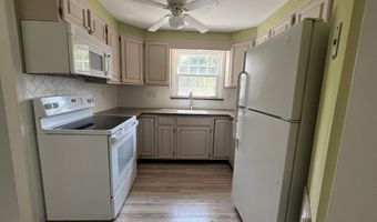 1 Silvermine Mnr 1, Brookfield, CT 06804