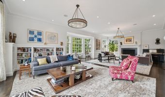 1121 BAY St, Alameda, CA 94501