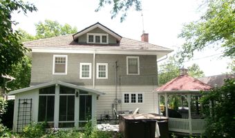 909 Poplar St, Atlantic, IA 50022