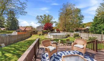 61 Metropolitan Ave, Cranston, RI 02920