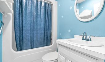 39 Ontario Ave, Atlantic Highlands, NJ 07716