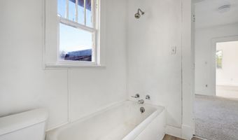 1030 Melanie Ln, Belen, NM 87002