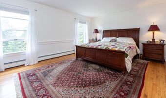 379 Bay View Dr, Bar Harbor, ME 04609