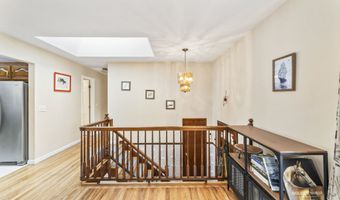 6 Advocate Pl, Danbury, CT 06810