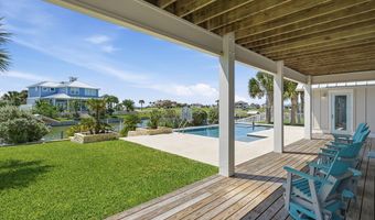 1009 Fiji Dr, Rockport, TX 78382