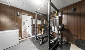 93 Idlebrook Ln, Aberdeen, NJ 07747