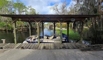 56449 MAPLE Rd, Astor, FL 32102