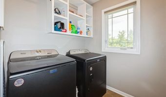 222 NW Abbie Dr, Ankeny, IA 50023